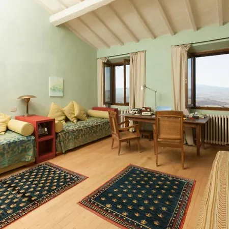 Sleeps 20 Pool Wifi Monticchiello