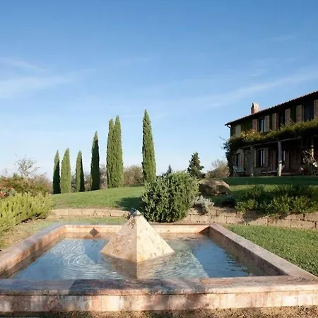 Villa Sleeps 20 Pool Wifi Monticchiello