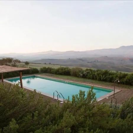 Sleeps 20 Pool Wifi Villa
